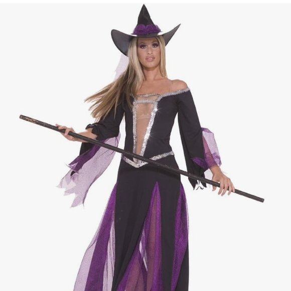 Ballroom witch. - Picture 1 of 5